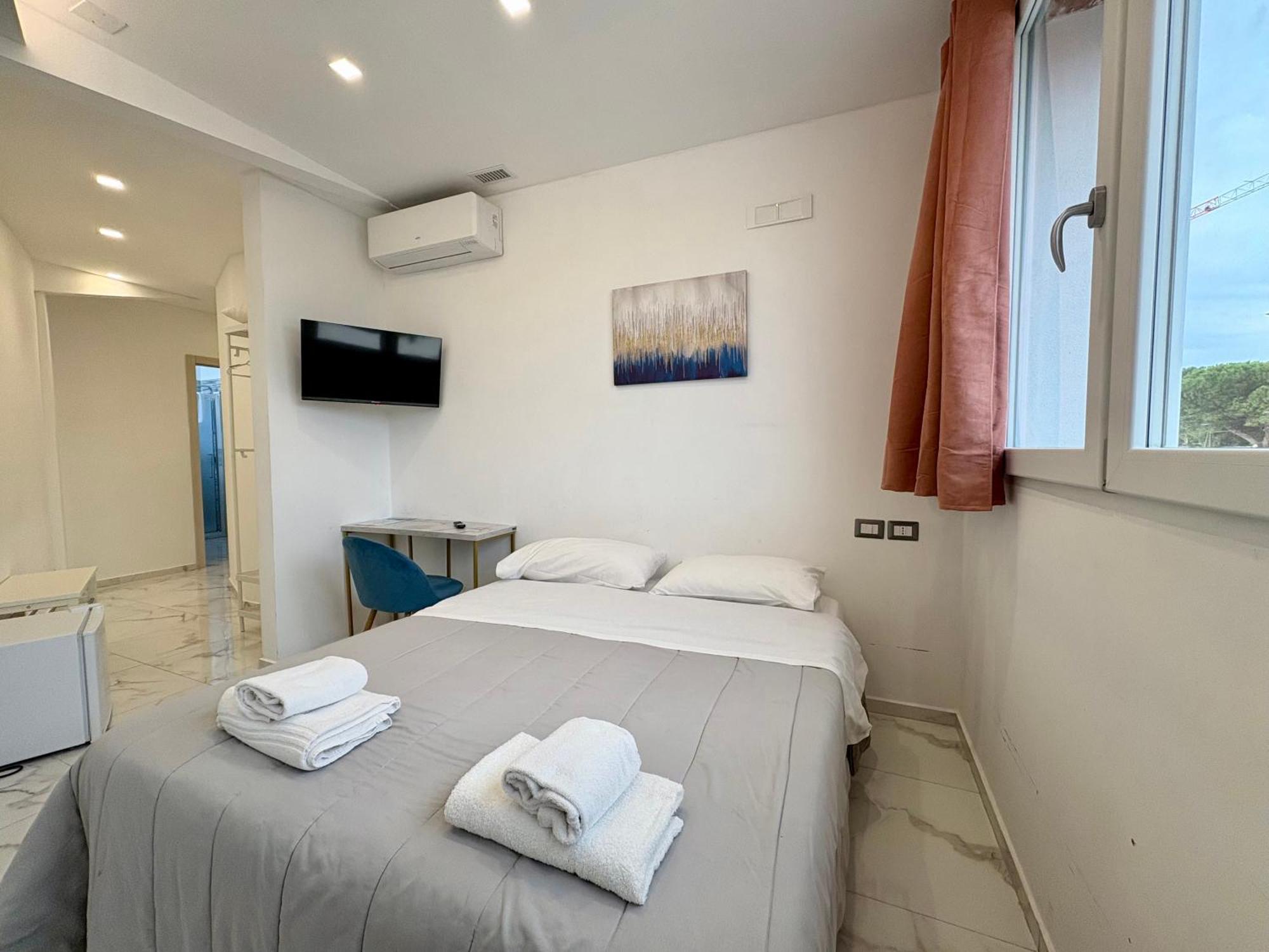 Romano'S Luxury Stay B&B Бари Экстерьер фото