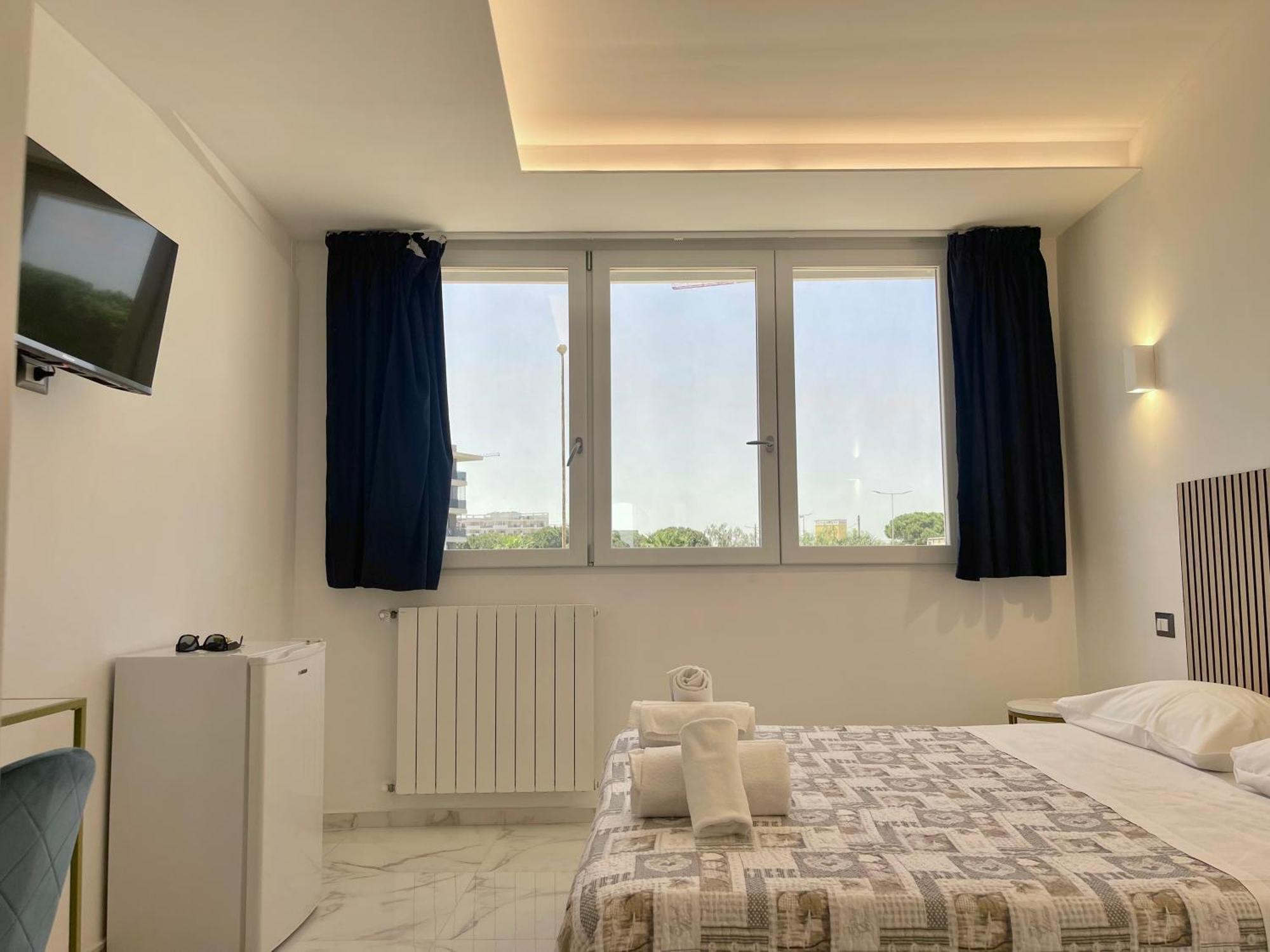 Romano'S Luxury Stay B&B Бари Экстерьер фото