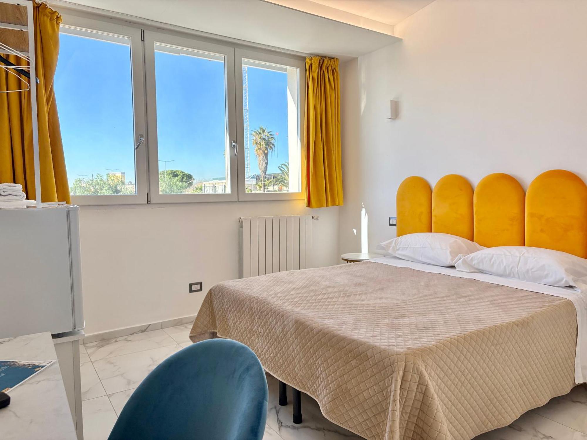 Romano'S Luxury Stay B&B Бари Экстерьер фото